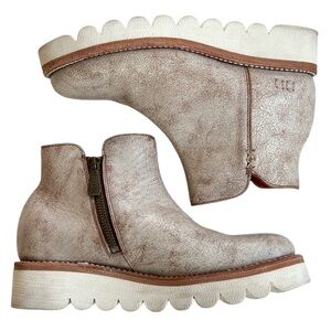 EUC Bed Stu Leather Lydyi Ankle Boots Size 7 Retail $309.00